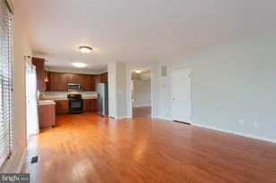 305 Lewisburg Ln, Martinsburg, WV 25403 - Photo 7