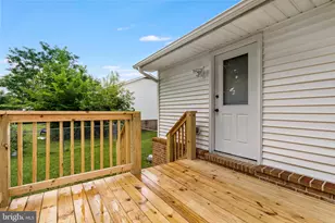 62 Upshur Dr, Inwood, WV 25428 - Photo 5