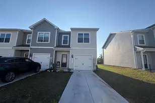 31 Bloomsbury St, Falling Waters, WV 25419 - Photo 1