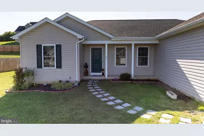 812 Duckwoods Lane, Martinsburg, WV 25403 - Photo 3