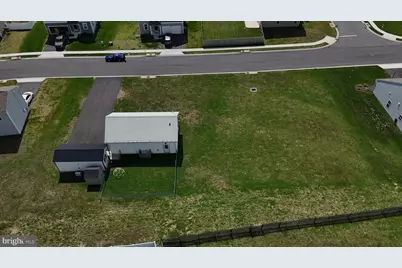 111 Kiskadee Drive, Bunker Hill, WV 25413 - Photo 9