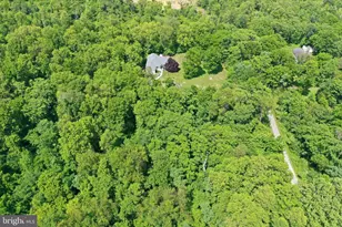 190 Outback Dr, Bunker Hill, WV 25413 - Photo 5