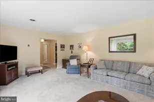 125 Trammel, Falling Waters, WV 25419 - Photo 9