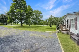 1181 Grapevine Rd, Martinsburg, WV 25405 - Photo 3