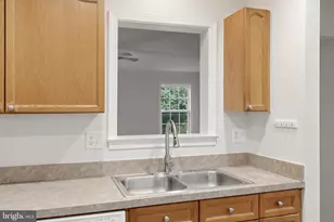 185 Scarboro Dr, Bunker Hill, WV 25413 - Photo 9