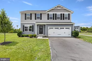 498 Switchgrass Ct, Bunker Hill, WV 25413 - Photo 1