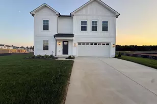 139 Fontana Cir, Martinsburg, WV 25403 - Photo 1