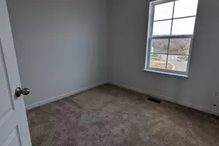 241 Hillsdale Pl, Martinsburg, WV 25403 - Photo 5