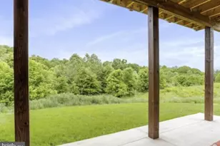 211 Ontario Dr, Falling Waters, WV 25419 - Photo 29
