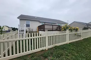 227 Tather Dr, Martinsburg, WV 25405 - Photo 3