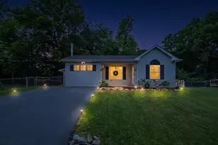184 Dexter Dr, Martinsburg, WV 25405 - Photo 1
