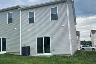 27 Cramsford St, Falling Waters, WV 25419 - Photo 11