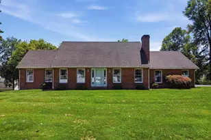 2606 Ridge Rd S, Martinsburg, WV 25403 - Photo 9