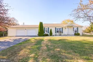 77 Barbie Ln, Martinsburg, WV 25405 - Photo 9