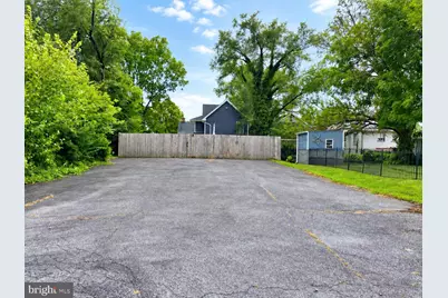 522 W King Street, Martinsburg, WV 25401 - Photo 3