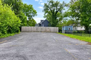 522 W King St, Martinsburg, WV 25401 - Photo 3