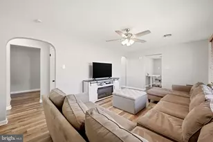 5873 Winchester Ave, Inwood, WV 25428 - Photo 11