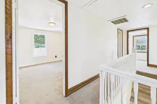 459 E Burke St, Martinsburg, WV 25404 - Photo 11