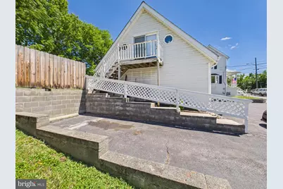 459 E Burke Street, Martinsburg, WV 25404 - Photo 9