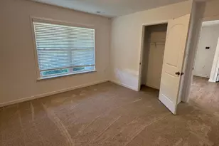 612 Dripping Spring Dr, Hedgesville, WV 25427 - Photo 5