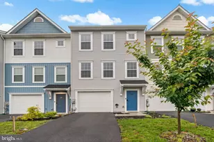 132 Furlong Way, Martinsburg, WV 25404 - Photo 1