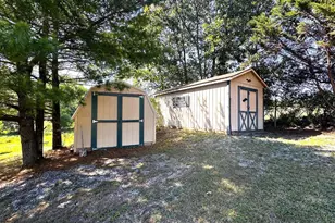 561 Oak Grove School Rd, Hedgesville, WV 25427 - Photo 5