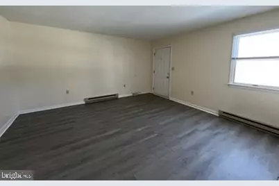 702 A Thomas Ln, Martinsburg, WV 25401 - Photo 5