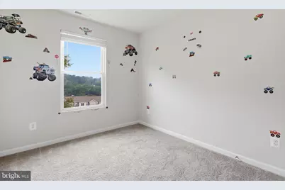 112 Paddington St, Falling Waters, WV 25419 - Photo 23