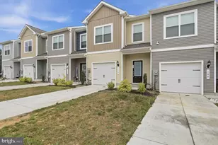 112 Paddington St, Falling Waters, WV 25419 - Photo 3