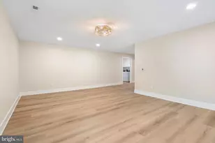 374 Weaver, Martinsburg, WV 25401 - Photo 17