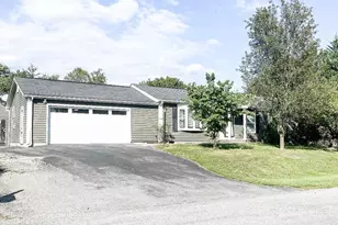 33 Whirlwind Dr, Martinsburg, WV 25404 - Photo 1