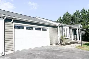 33 Whirlwind Dr, Martinsburg, WV 25404 - Photo 3