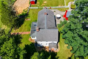 2120 Ropp Dr, Martinsburg, WV 25403 - Photo 9