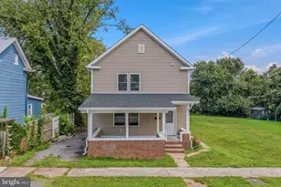 904 Florida Ave, Martinsburg, WV 25401 - Photo 1