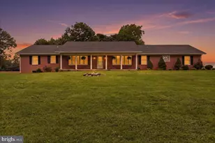 5896 Winchester Ave, Inwood, WV 25428 - Photo 1