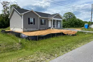 578 Wendover Dr, Bunker Hill, WV 25413 - Photo 3