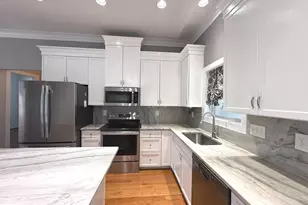210 Aylesbury Ln, Martinsburg, WV 25403 - Photo 9