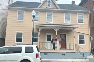 202 E Martin St, Martinsburg, WV 25401 - Photo 19