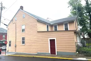 202 E Martin St, Martinsburg, WV 25401 - Photo 17