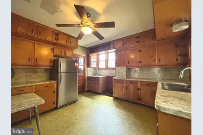 202 E Martin Street, Martinsburg, WV 25401 - Photo 1