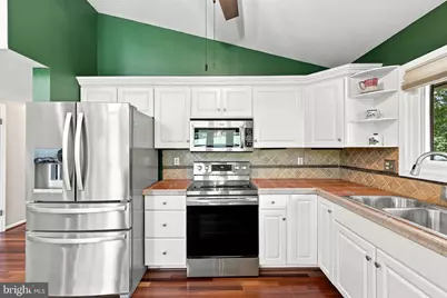 598 Tecumseh Trail, Hedgesville, WV 25427 - Photo 21