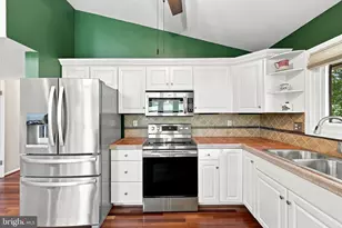 598 Tecumseh Trail, Hedgesville, WV 25427 - Photo 21
