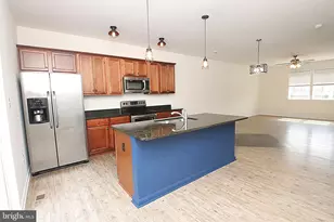 185 Magellan Dr, Martinsburg, WV 25404 - Photo 9