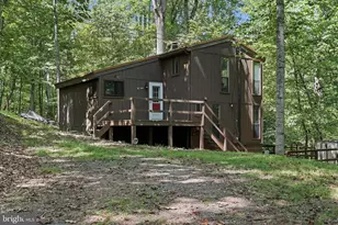 1027 The Woods Rd, Hedgesville, WV 25427 - Photo 1