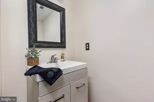 68 Healey Ct, Bunker Hill, WV 25413 - Photo 5