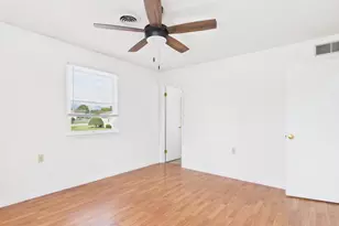 168 Clifford Dr, Martinsburg, WV 25404 - Photo 37
