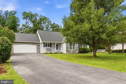 284 Nottingham Boulevard, Martinsburg, WV 25405 - Photo 1