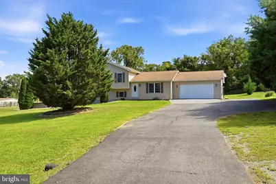 388 Camelot Boulevard, Falling Waters, WV 25419 - Photo 33