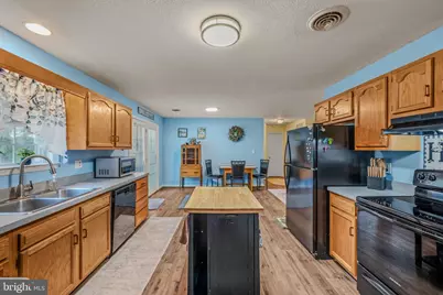 455 Willis Drive, Bunker Hill, WV 25413 - Photo 15