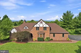 185 Goshen Ln, Martinsburg, WV 25404 - Photo 1